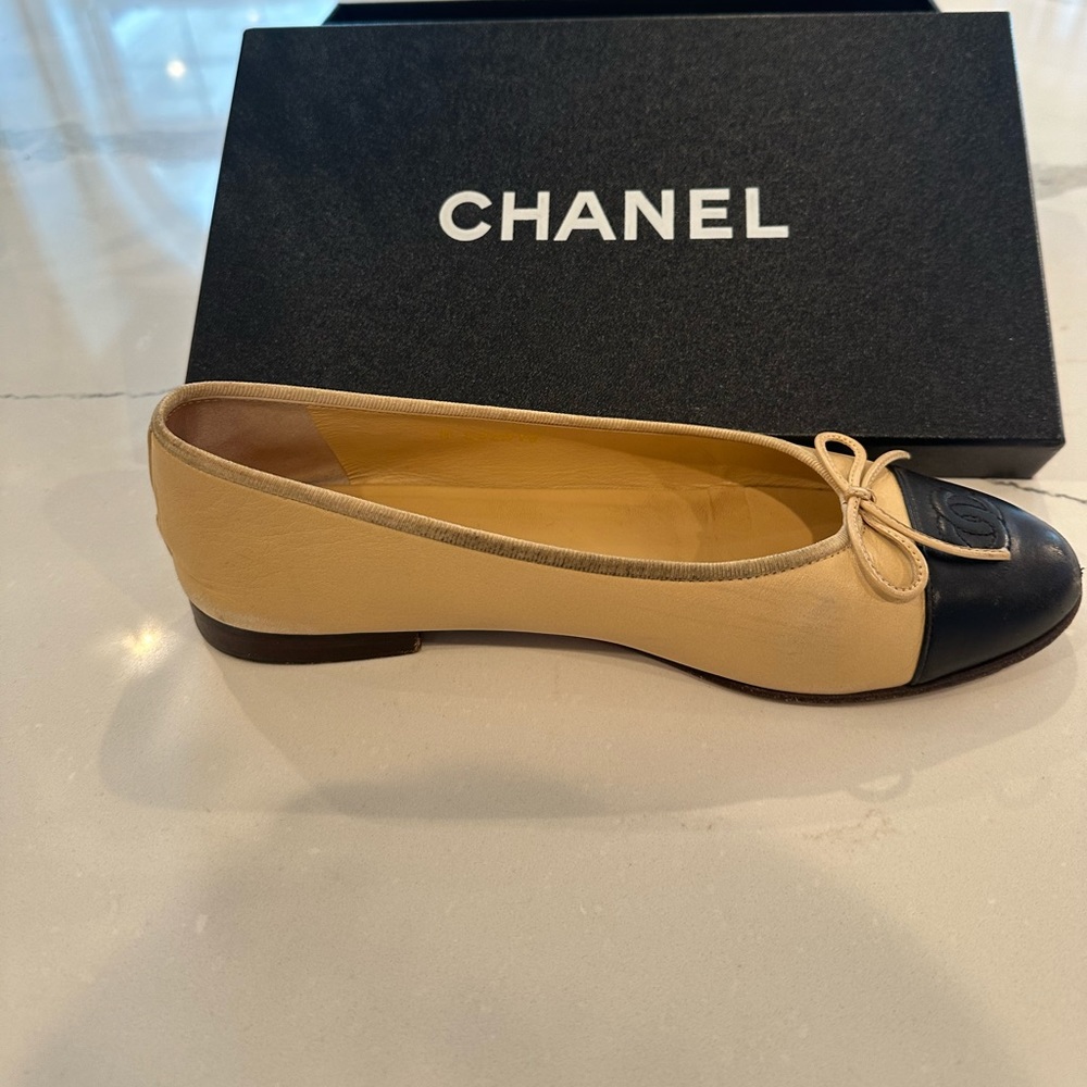 Chanel ballet flats